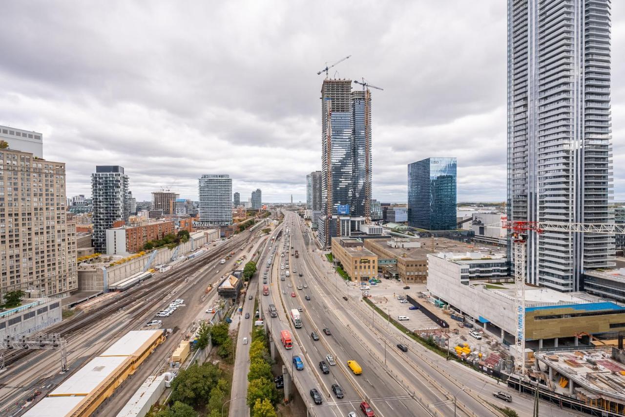 Globalstay Yonge St Condos Toronto Kültér fotó